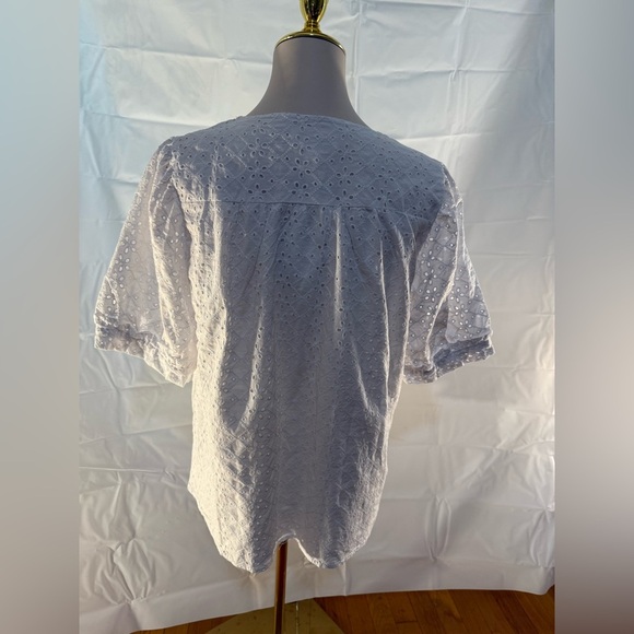 NWT Draper James White Eyelet Lace Women's Top - Picture 2 of 6